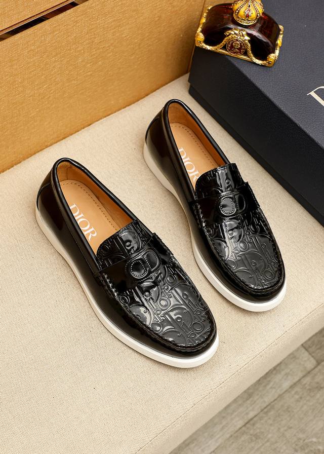 Product Brand: Dior Casual Leather Shoes True to Size: 39-44, 38, 45, 46 (Made t