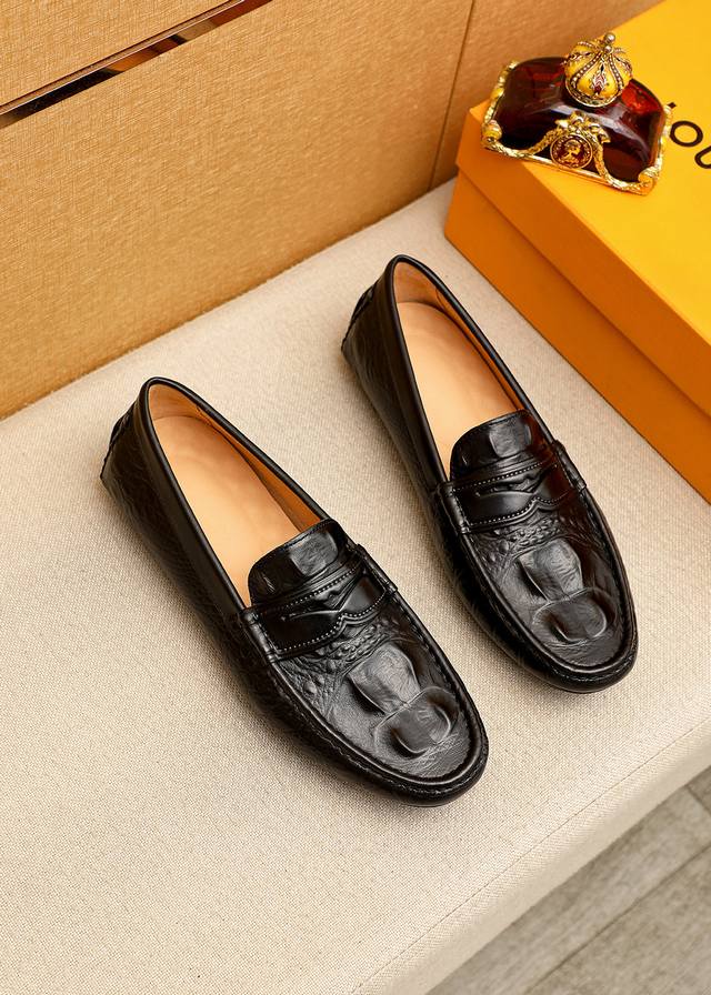 Product Brand: Louis Vuitton Loafers True to Size: 38-44, 37, 45, 46 (Made to Or
