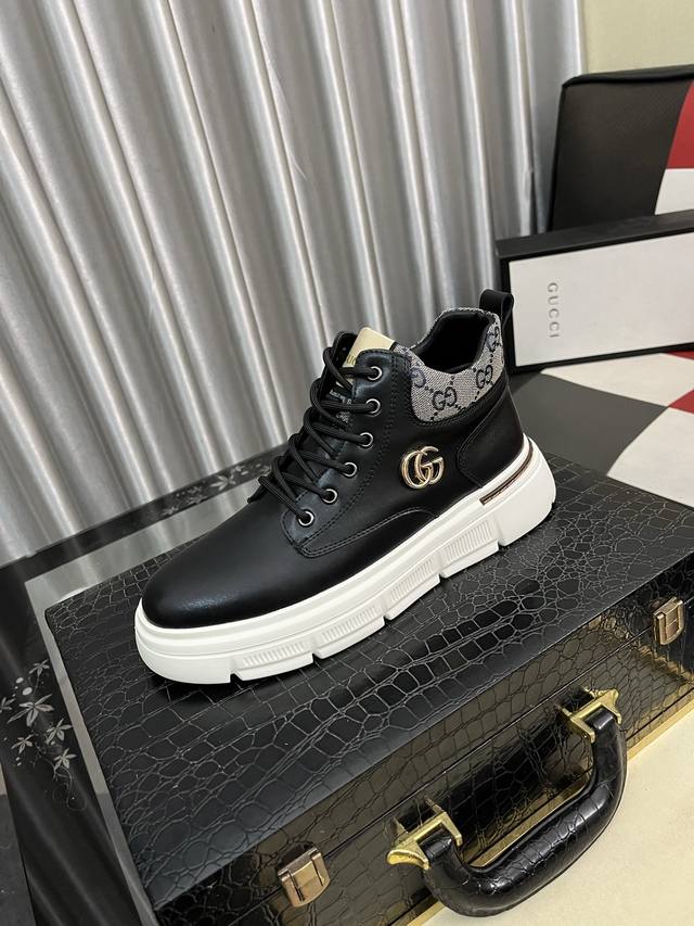 Factory Price: Gucci men's casual shoes are an absolute must-have for trendy men