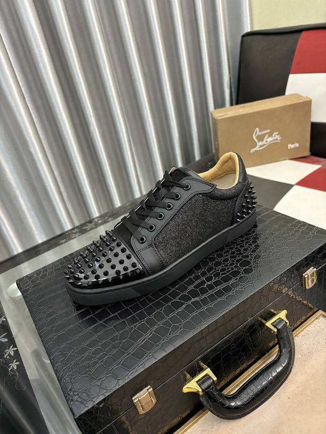 Factory Price: Cl Hot Selling Red Sole Shoes Casual Fashion Sneakers Official We