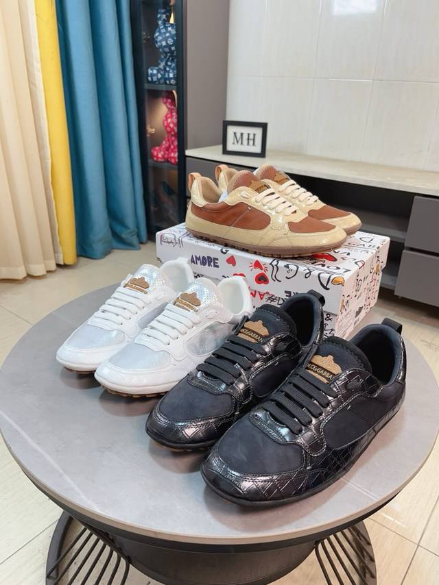 Factory Price P Dolce & Gabbana Dg Original Imported Top Grain Cowhide and Sheep Factory Price P Dolce & Gabbana Dg Original Imported Top Grain Cowhide and Sheep