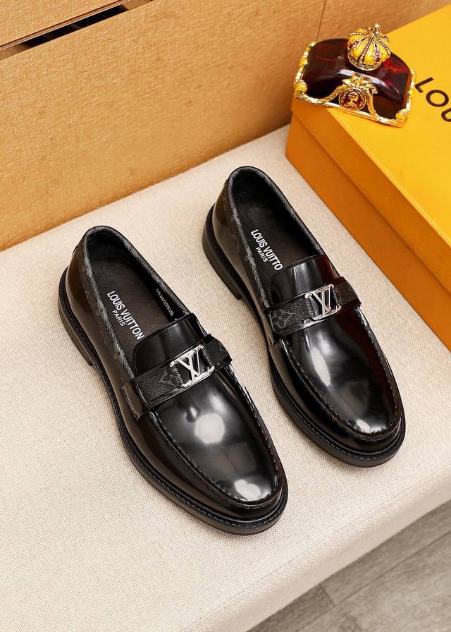Product Brand: Louis Vuitton Casual Leather Shoes True to Size: 38-44, 45. Custo