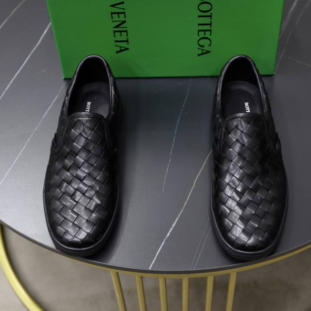 Factory Price (P) Brand: Bv Baojiati Sizes: 39-45, 45 Custom Sizes: Original Sto