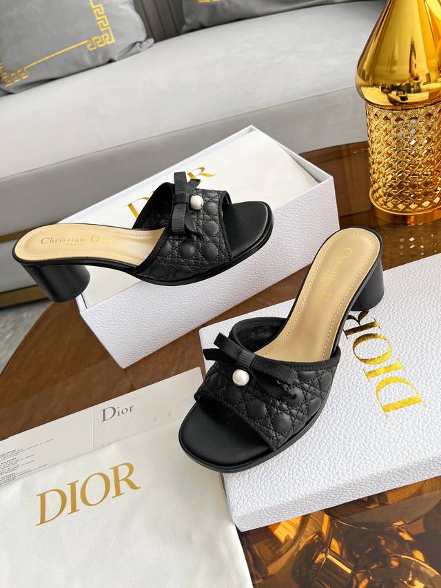 Hot-selling Dior 2025 Early Spring New Arrival Top Version~ Original mold, 1:1 r