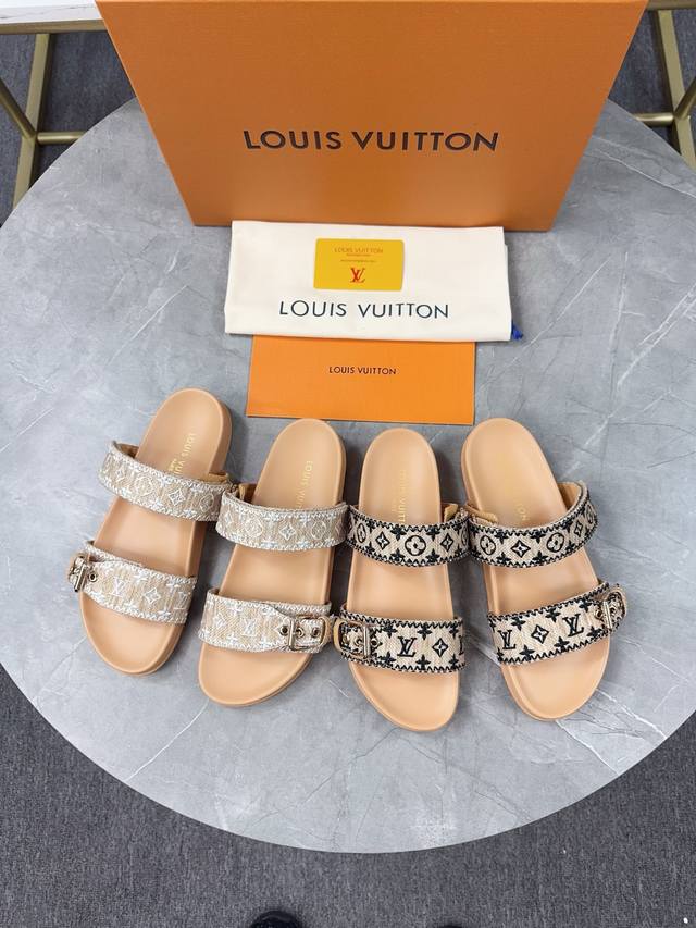 LV2025 Spring/Summer New Slippers with Adjustable Belt Buckle Design, Full of Be
