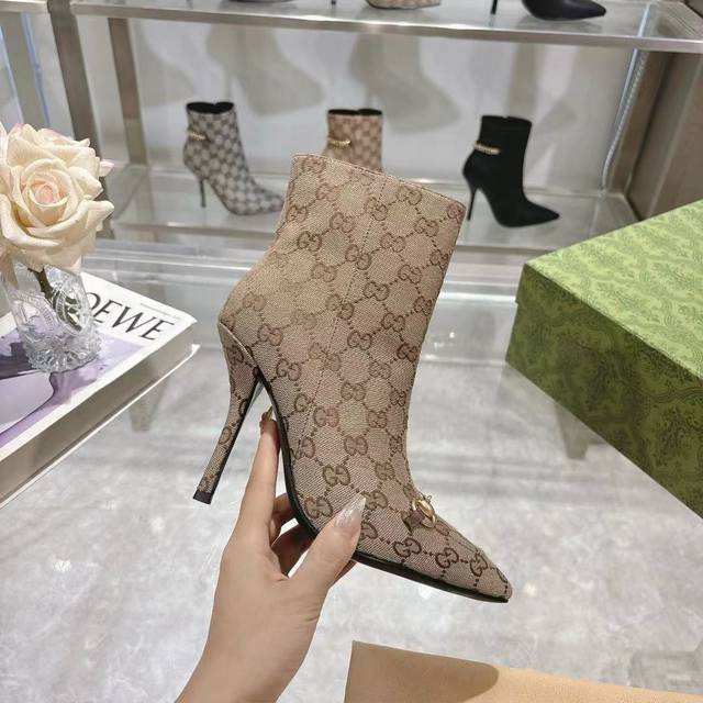 New arrivals always in stock! Gucci Classic Women's Shoes: Developed 1:1 from th