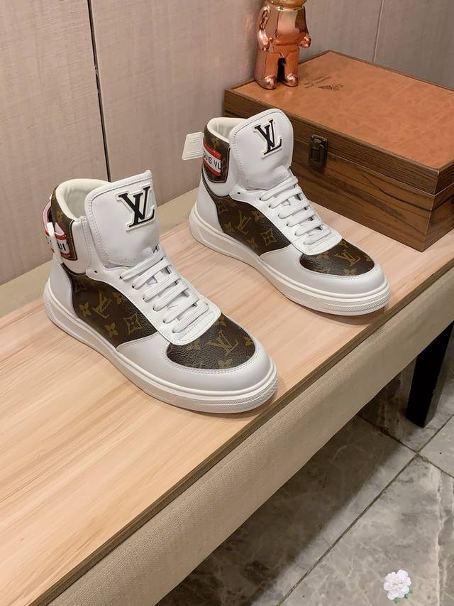 High-top New Arrival: Factory Price Lv* Latest Hot-Selling Casual Shoes, Top Bra