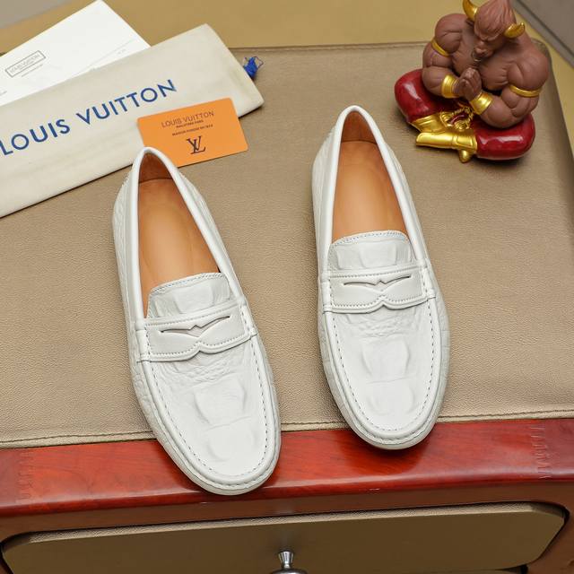 Factory direct price Louis Vuitton top-tier men's driving shoes, official websit