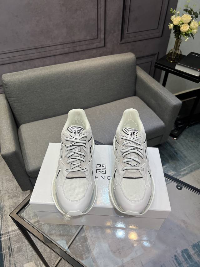 Givenchy Men's New Fashion Casual Sneakers, Hot Selling Imported Cowhide Leather Givenchy Men's New Fashion Casual Sneakers, Hot Selling Imported Cowhide Leather