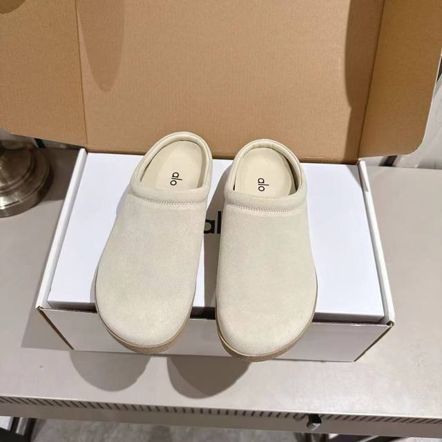 Alo25Ss New Casual Shoes Simplicity is key, exuding a casual and relaxed feel. T