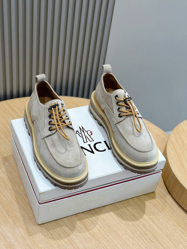 Moncler Peka City Men's Derby Shoes (Ddd) are made of imported cowhide leather a Moncler Peka City Men's Derby Shoes (Ddd) are made of imported cowhide leather a