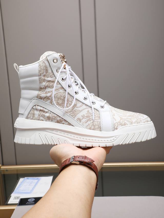 Versace men's fashion shoes, luxurious quality. Each Versace casual shoe and boo