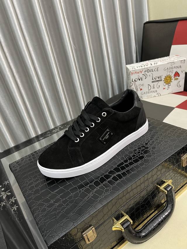 Factory Price: Dg Latest sporty and casual shoes, fashionable and versatile, add