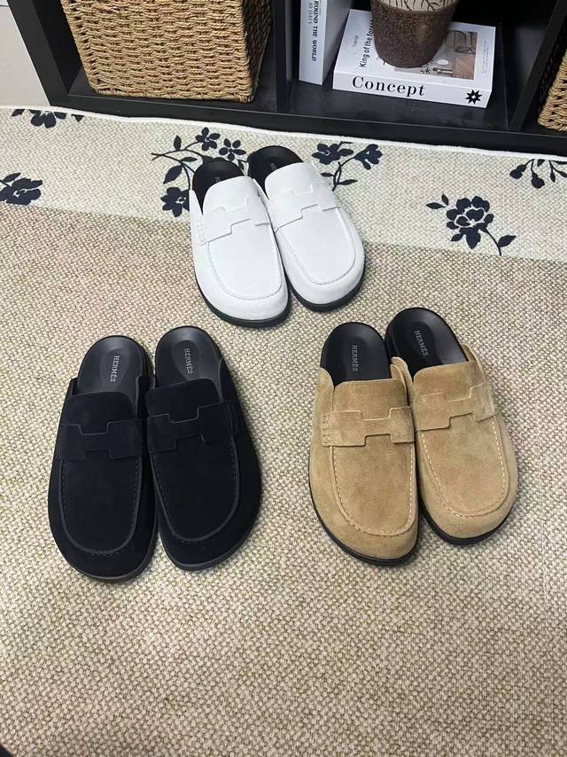 Hermes Couple Slip-on Muffins. Summer really calls for versatile slippers; they