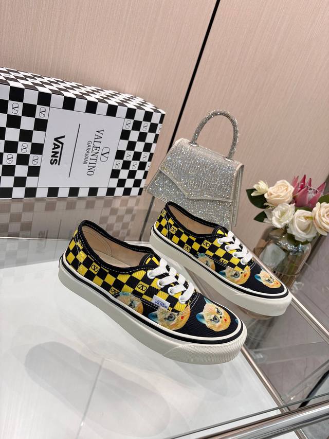 Valentino and Vans collaborate to release a new co-branded sneaker. This collabo