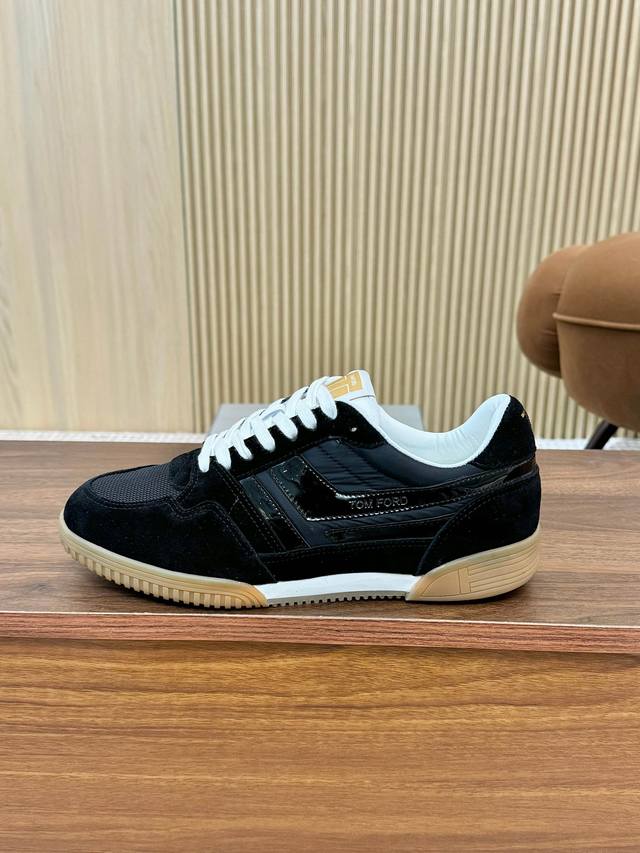 Actual Price: Tom Ford American Fashion Luxury 2025 Hot Selling Item Size: 39-45