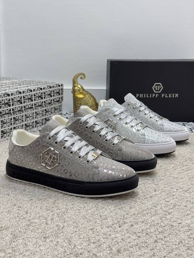 Philipp Plein Men's Casual Shoes. Based on classic designs, these shoes feature