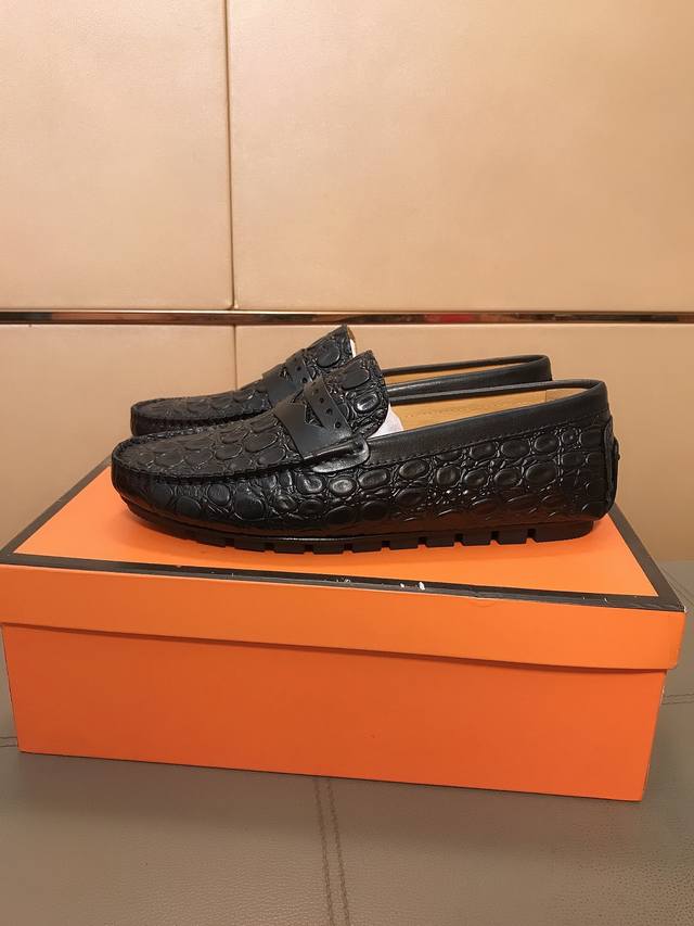 Factory direct price, a must-have for trendy men, Louis Vuitton new driving shoe