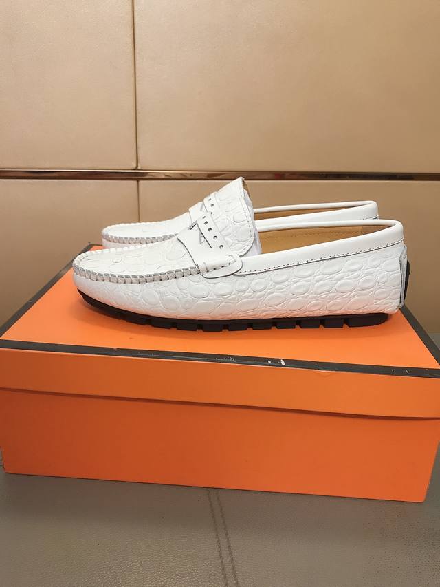 Factory direct price, a must-have for trendy men, Louis Vuitton new driving shoe