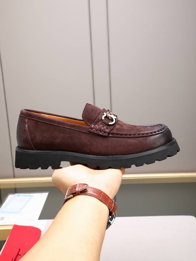 Ferragamo casual leather shoes, imported top-grain nubuck cowhide loafers, blend