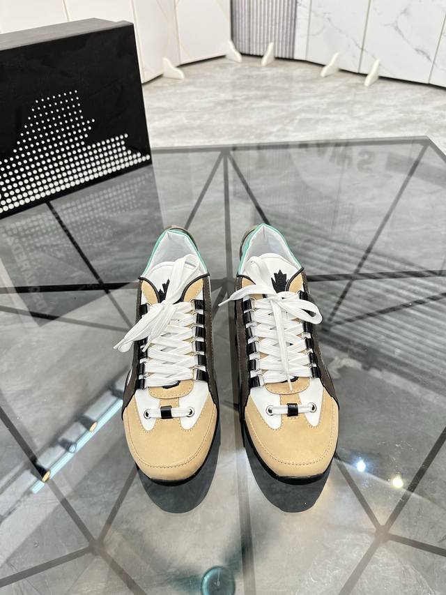 Price: P Product Brand: Dsquard D2