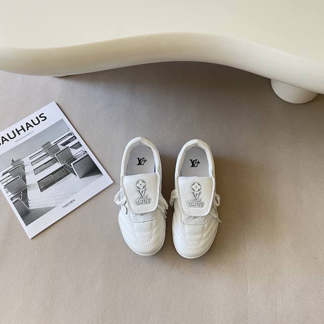 Louis Vuitton 2025 Top Boutique Limited Edition Couple Shoes, Official Website N