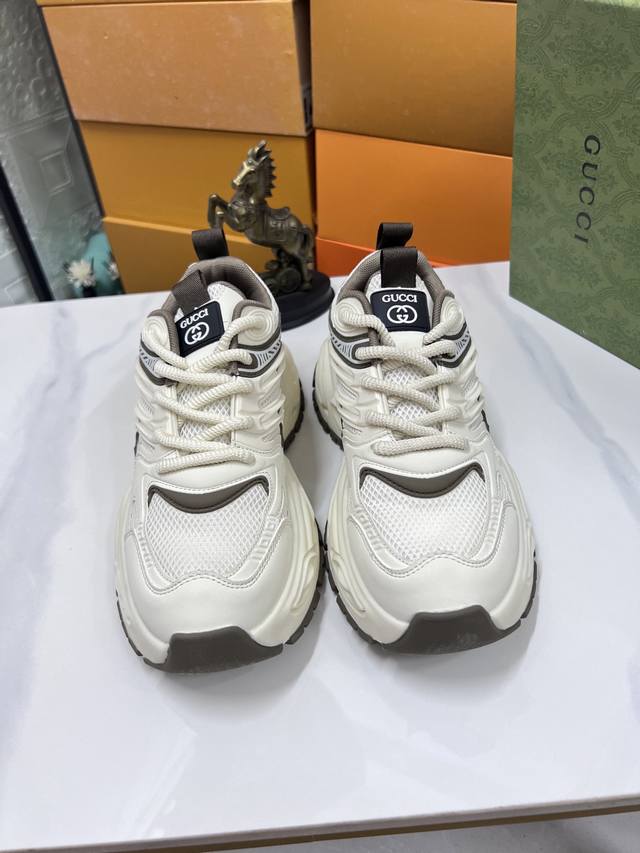 Factory Price: Gucci Casual Sneakers, New Arrival, Imported Waxed Cowhide Leathe