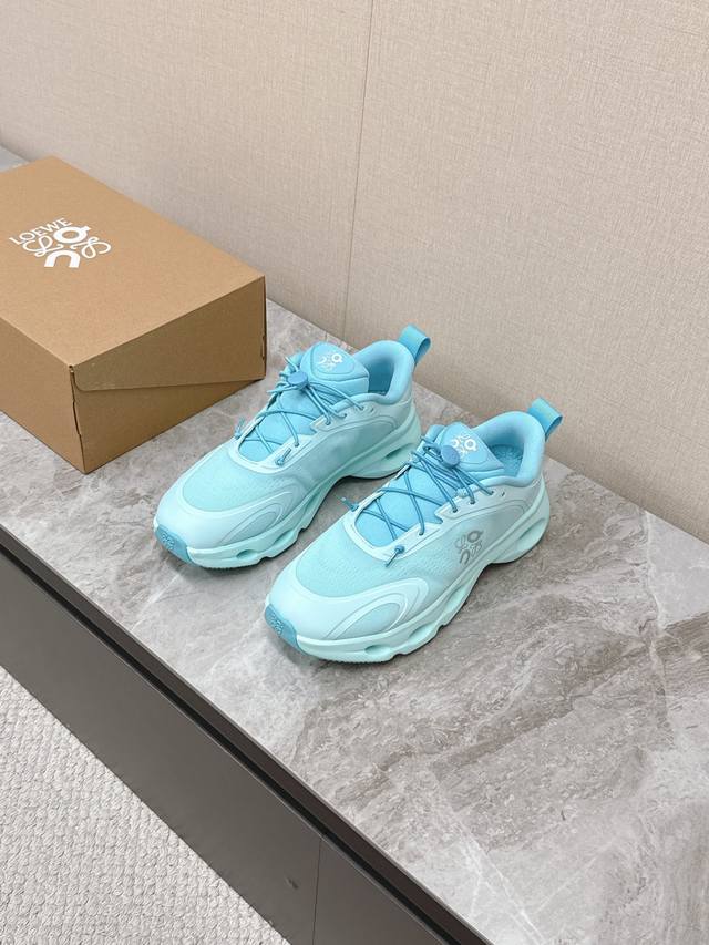 Price: Loewe X On Collaboration Couple Running Shoes (Ddd) This new collaboratio Price: Loewe X On Collaboration Couple Running Shoes (Ddd) This new collaboratio