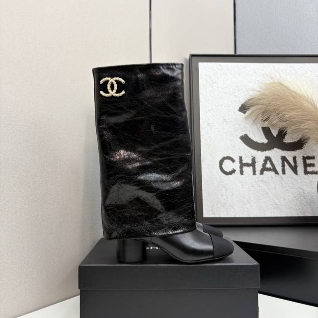 2025 Chanel Ankle Boots, a must-have item for this fall/winter season!! Chanel F