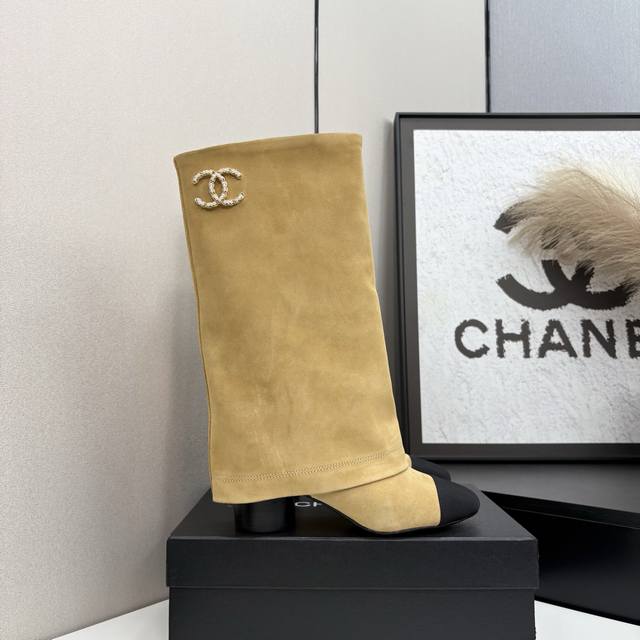 2025 Chanel Ankle Boots, a must-have item for this fall/winter season!! Chanel F