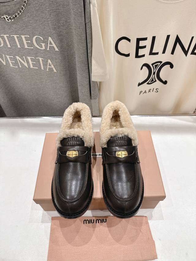 High-quality factory-made Miu Miu F049 2025 Autumn/Winter New Lucky Coin Series