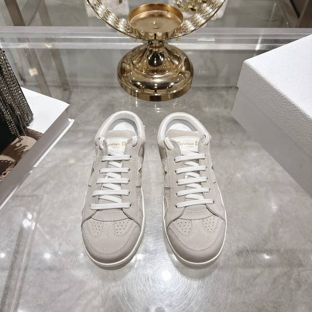 High-quality factory-made slippers, Dior 2025 new platform casual shoes. These D