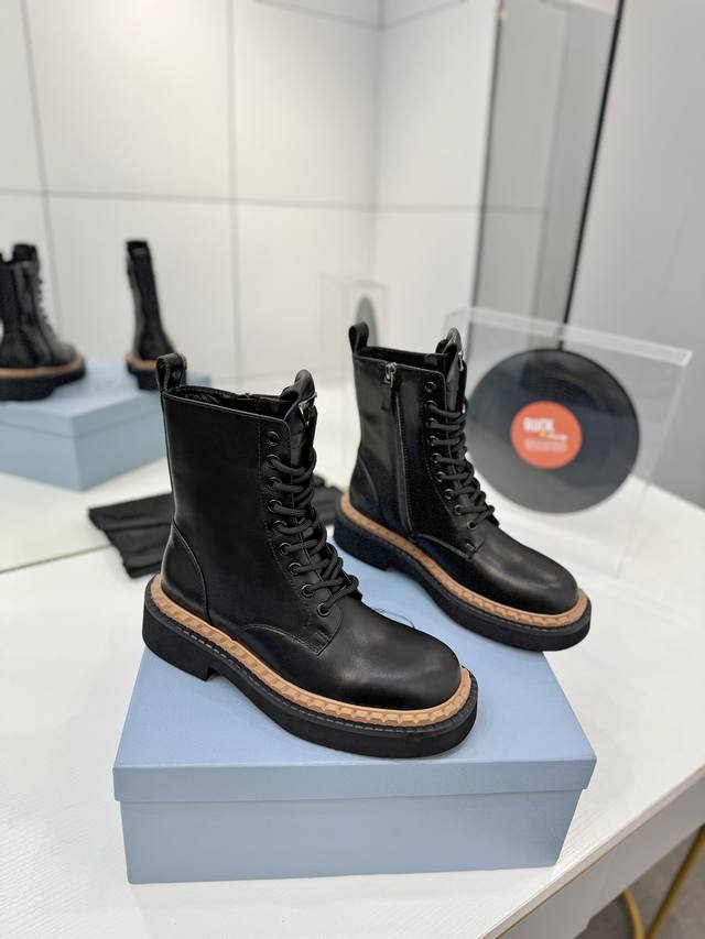 Factory Price Prada Triangle Logo Double-Edge Serrated Thick-Soled Lace-Up Ankle