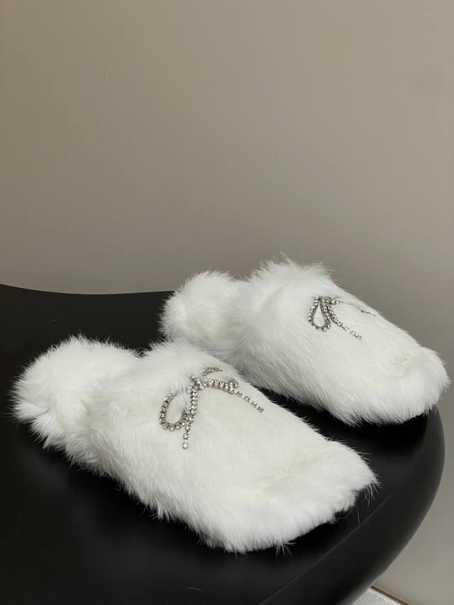 25S Autumn/Winter New Balenciaga Crystal Rhinestone Bow Chain Fur Slippers, Thic