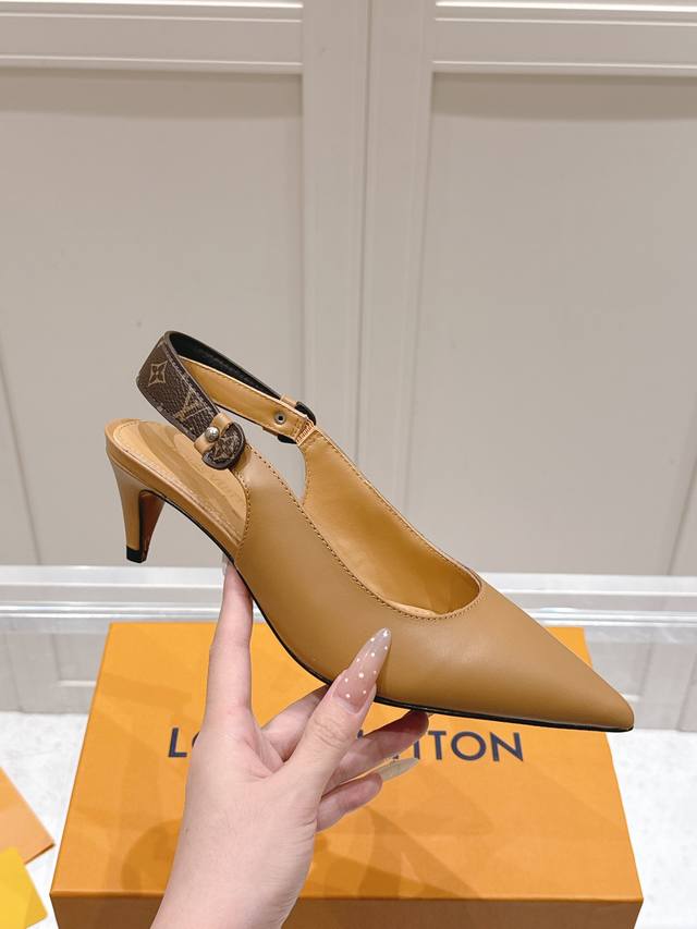 LV 2025 Fall/Winter runway show backless shoes are finally here! New arrival sim