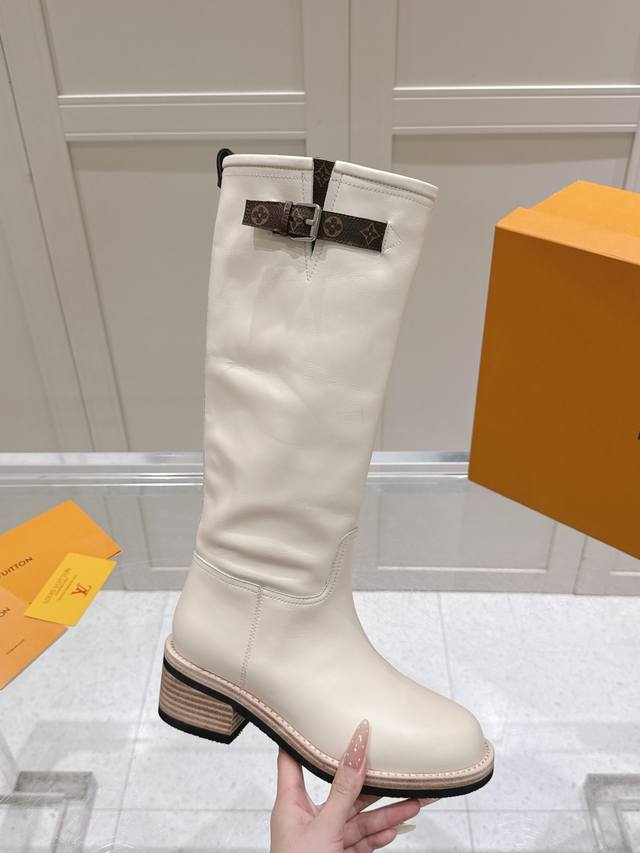 Louis Vuitton 2025 Fall/Winter Long Boots, a privately sourced item leaked from