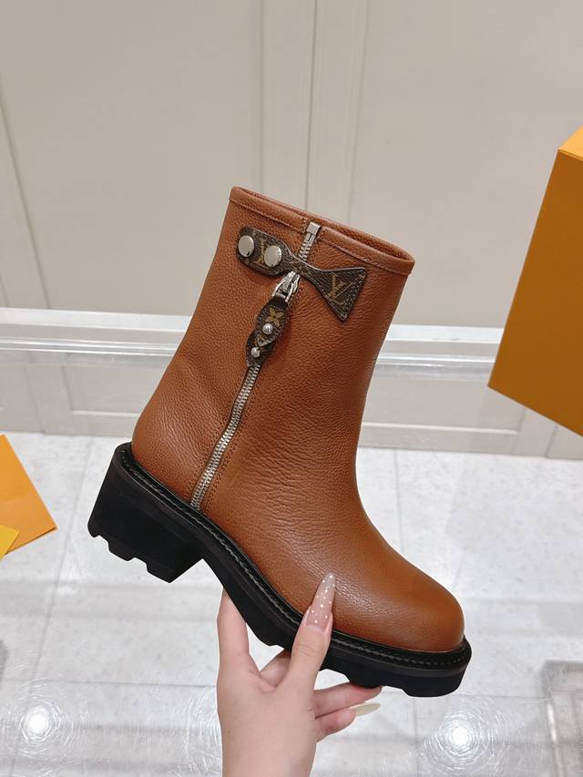 Louis Vuitton 2025 Fall/Winter Official Ankle Boots - A Luxurious Debut! Not all