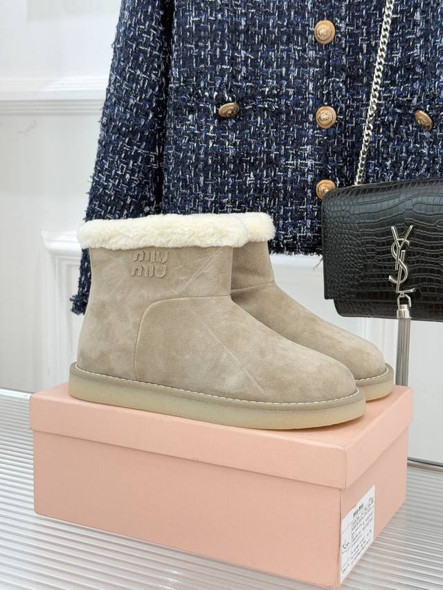 Factory Price Miu Miu 25Wf New Retro Lambswool Thick-Soled Snow Boots. When retr