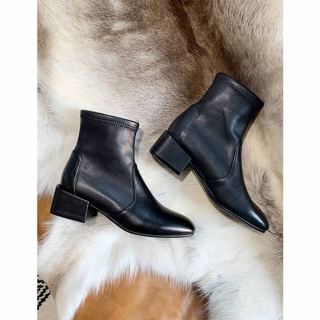 Stuart Weitzman, Yang Mi, Yuan Shanshan, Song Jia, and many other domestic and i