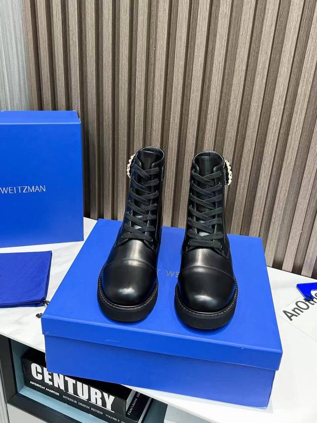 2025 Autumn/Winter New Arrival: Women's Martin Boots, Elegant and Goddess Style,