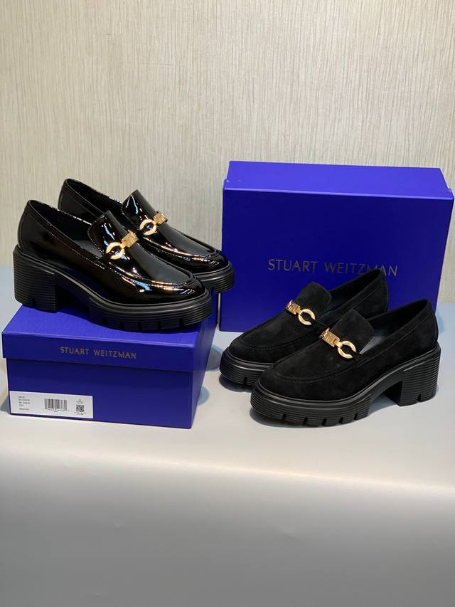 Sw 2025 Early Spring New Platform Loafers. Classic luxurious patent leather craf