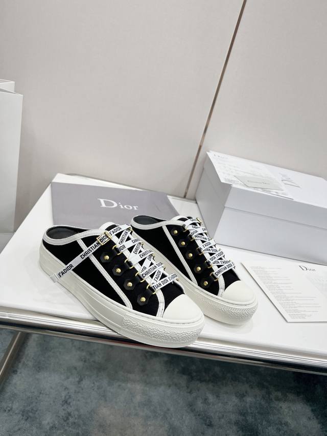 Dior Spring/Summer New Canvas Garden Shoes, original replica, boutique packaging