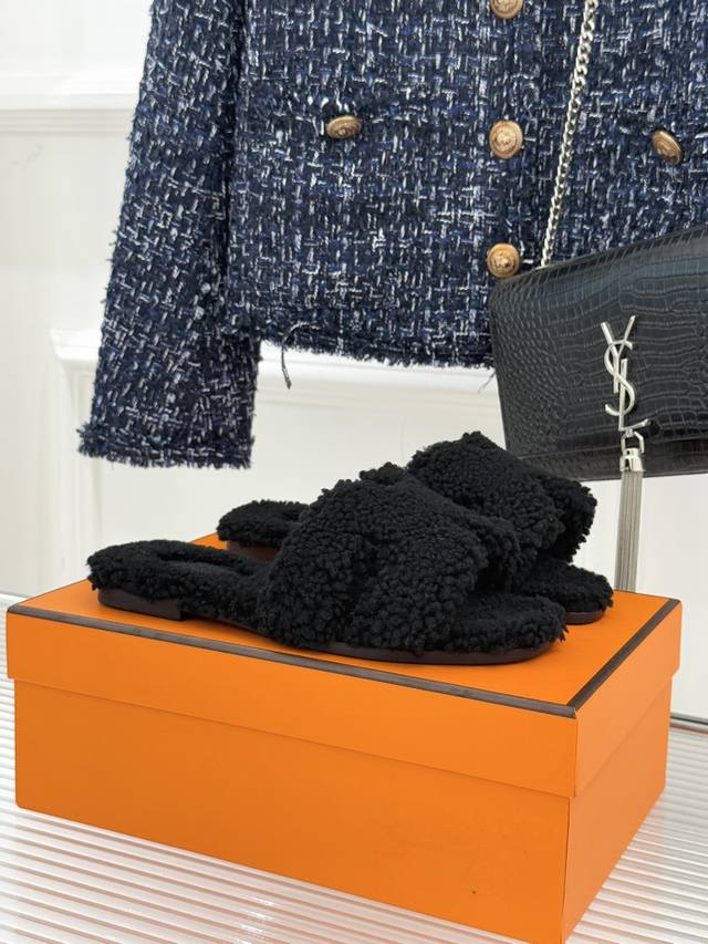 Factory Price Herme Classic H Furry Slippers A must-have for lazy people! Classi