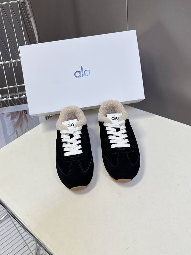 Alo 2025 Autumn/Winter Newest Furry Shoes, German Training Shoes, Casual Shoes,