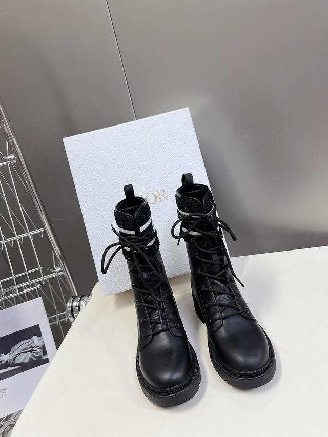 Dior Fall/Winter Classic Dr. Martens Boots - A must-have for many celebrities an