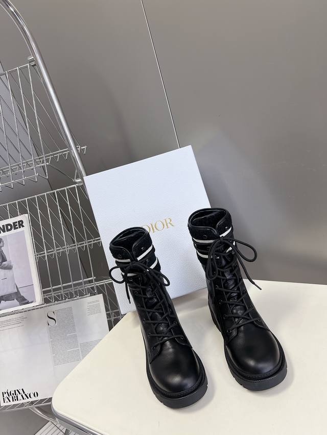Dior Fall/Winter Classic Fleece Ankle Boots. A must-have for many celebrities an