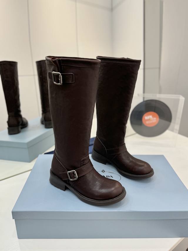 Factory direct price Prada Western cowboy boots, ankle boots, Martin boots. Made