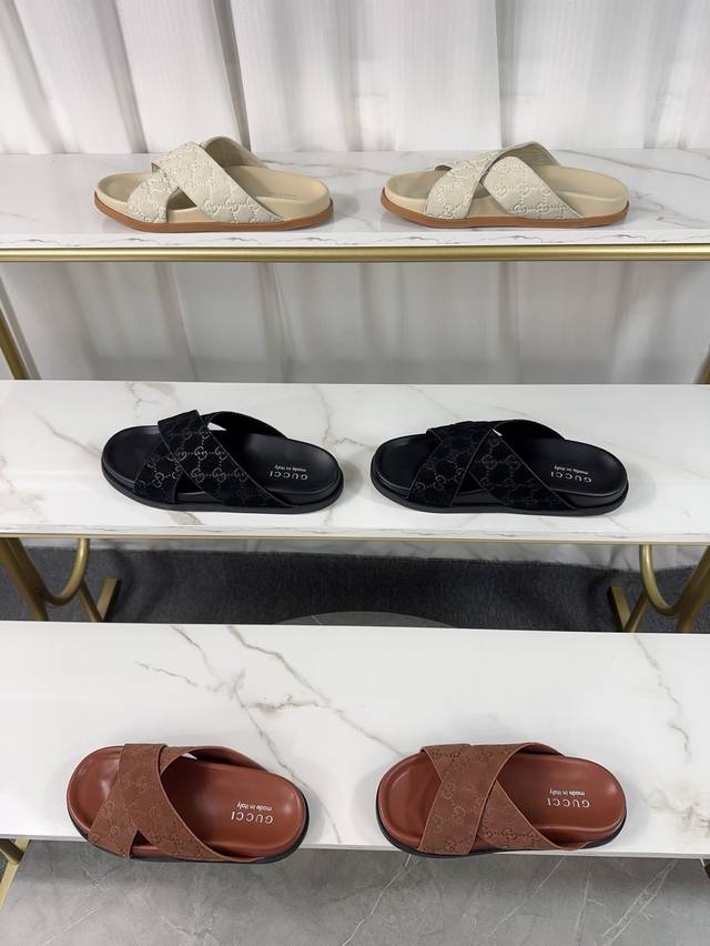 2025 Gucci Summer New Double G Monogram One-Shot Sandals, Beach Shoes. Original