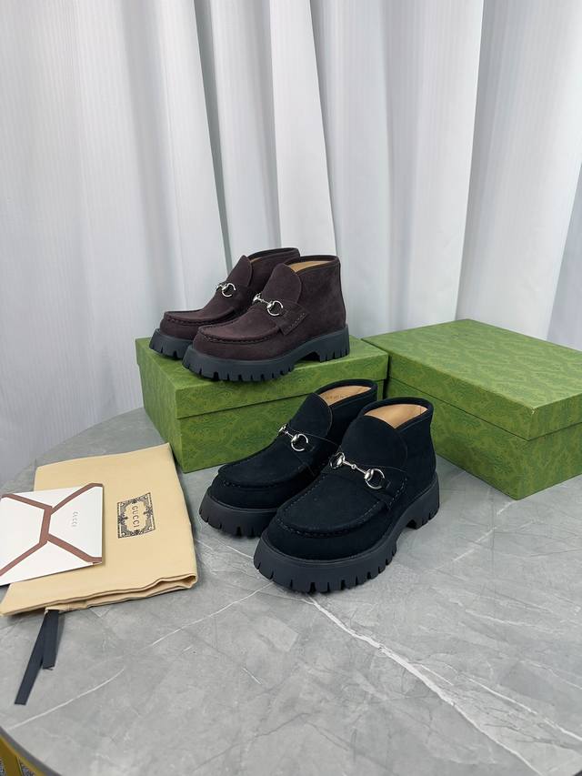 New Gucci platform loafers with double GG grooves. 1:1 replica of the original.