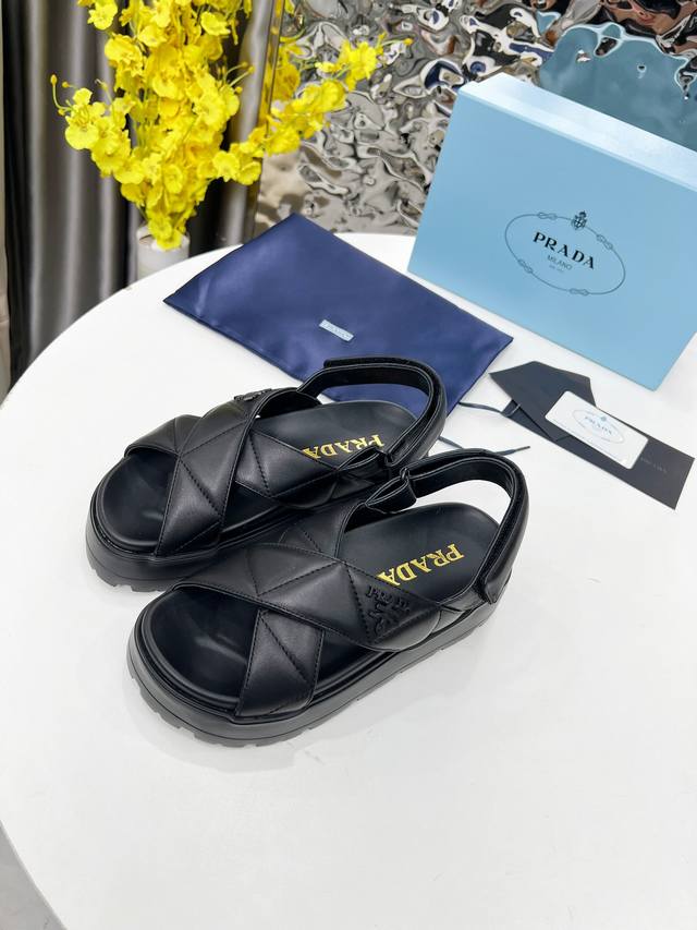 Prada 2025 Velcro Slippers - Your first shoe of spring! Prada's inherent youthfu